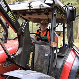 Siegfried im Traktor